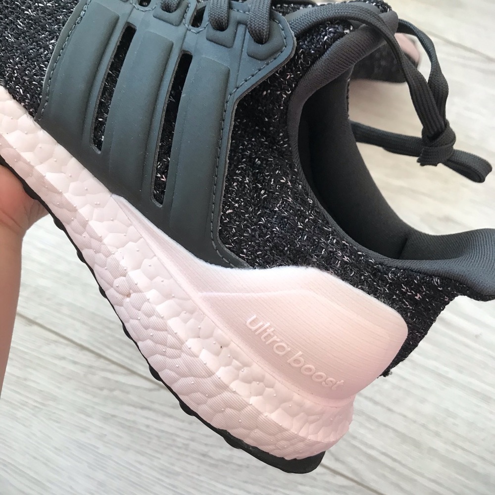 Adidas women ultraboost - Picture 6 of 8